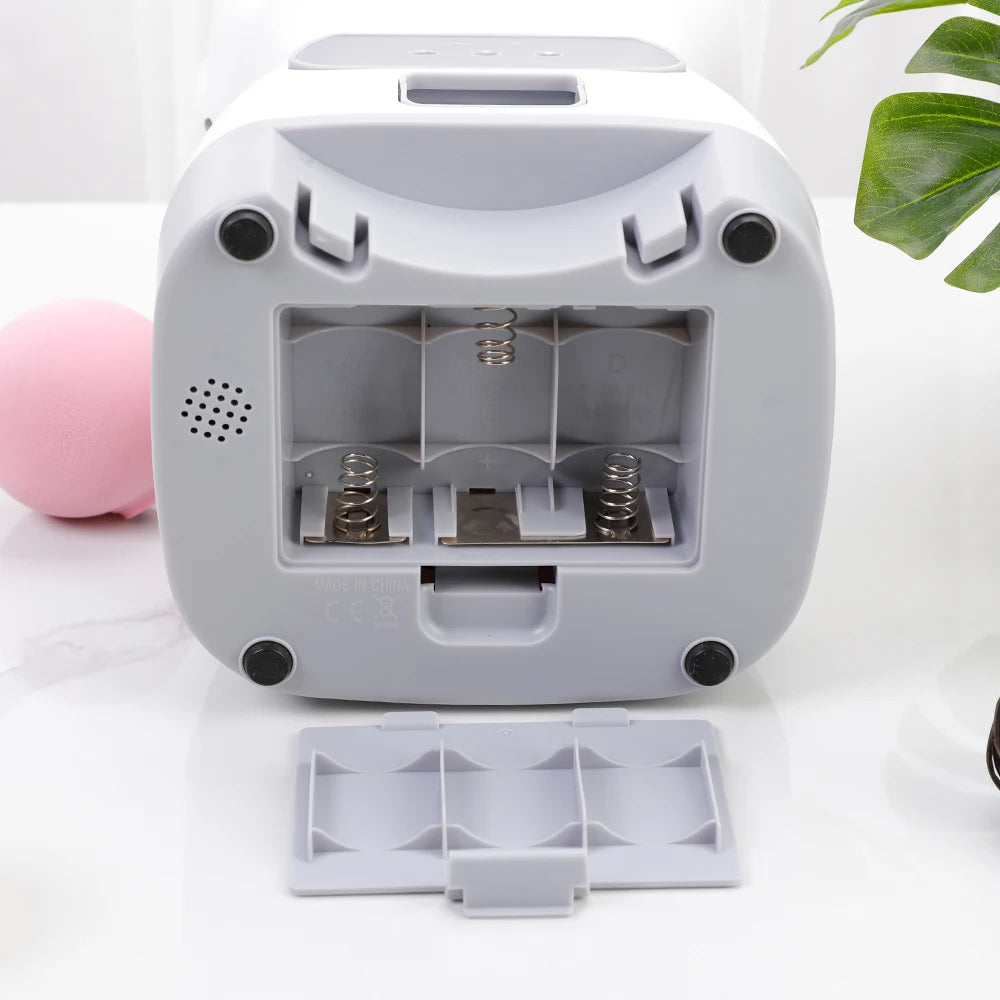👉 Distributeur Automatique Connecté pour Chat – Contrôle à Distance via Application