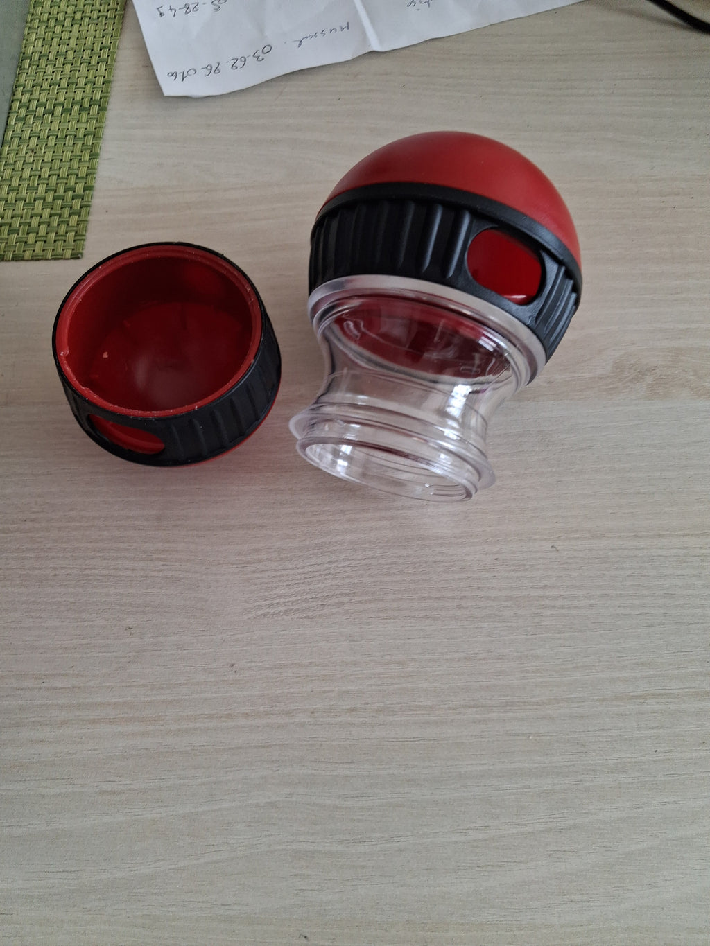 🐾 Jouet Distributeur de Friandises – Amusement & Récompense en continu